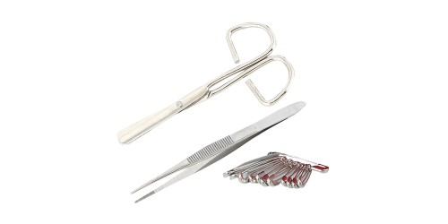 Instrument kit include: 1 kit scissors, 1 tweezers, 1 set of ass. safety pins 